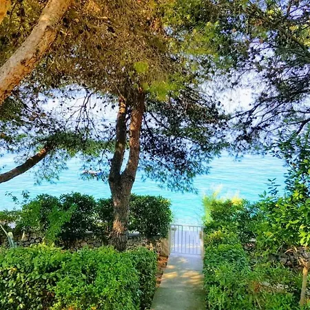 Maja Hébergement de vacances *